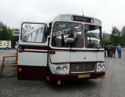 Lešany 2008. Přehlídka nejen autobusů RTO -