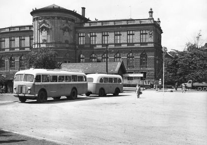 Rok 2008 je rokem autobusových jubilejí. Se 60. narozeninami