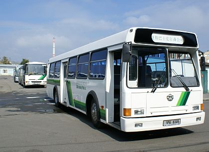 Čínský autobus CMC Pudong ČSAD autobusy Plzeň oslaví své 10. narozeniny