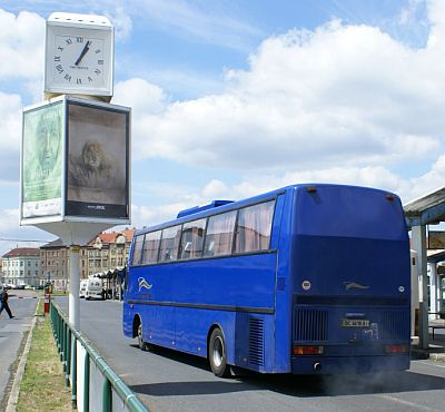 OASA: Autokar se špatnou mediální pověstí, ale velkou výdrží.