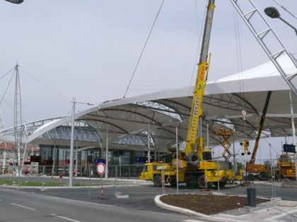 Záběry z výstavby autobusového terminálu v Hradci Králové