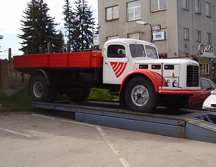 Škoda 706: Vracíme se ještě k nákladnímu automobilu 'Barča'