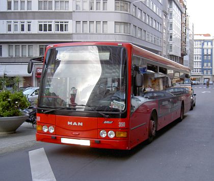 Autobusová pohlednice ze španělské Galicie.