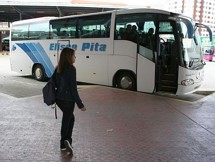 Autobusová pohlednice ze španělské Galicie.