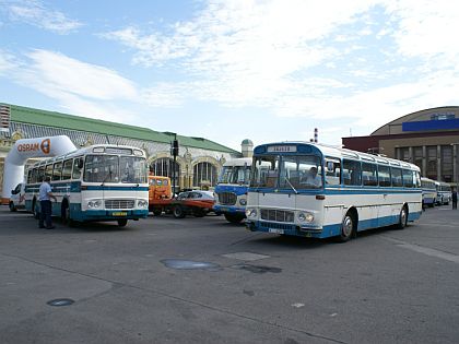 Retro Prague podruhé. Sobota a autobusy.