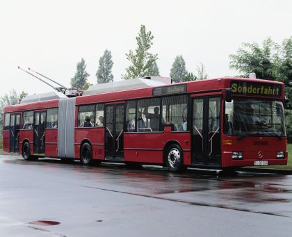 Daimler trochu jinak: Americký design autobusu Orion a curyšský trolejbus