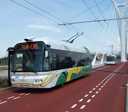 Irisbus Iveco: Tři trolejbusy nové generace Civis