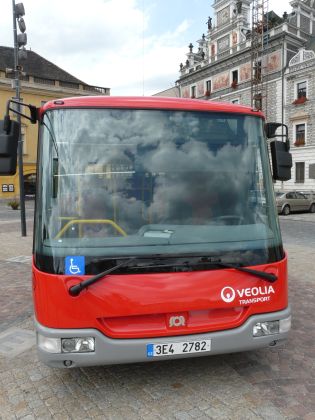 Na Karlově náměstí v Kolíně proběhla prezentace nového autobusu SOR BN 12