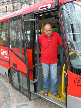 Na Karlově náměstí v Kolíně proběhla prezentace nového autobusu SOR BN 12