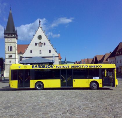 Čtyři nové dieselové autobusy TEDOM převzal dnes Bardejov.