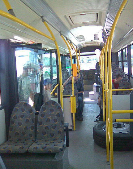 BUSportál SK: Mestský autobus VOLVO 7700 na DOD DP Bratislava