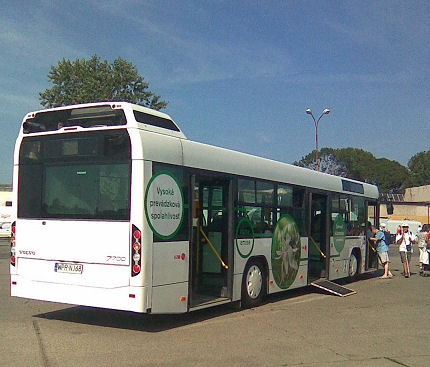 BUSportál SK: Mestský autobus VOLVO 7700 na DOD DP Bratislava
