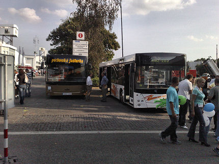 BUSportál SK: Nazreli sme na Autosalón Nitra 2008