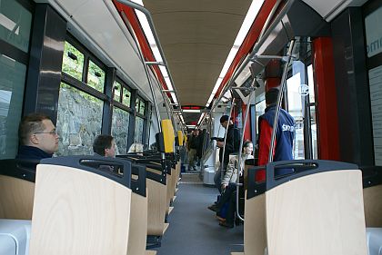 ŠKODA TRANSPORTATION představila novou tramvaj pro Prahu ŠKODA ForCity