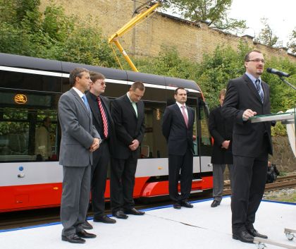 Pro velký zájem potřetí a naposledy: Z představení tramvaje ForCity