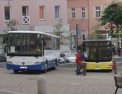 Jablonecká sobotní přehlídka autobusů.