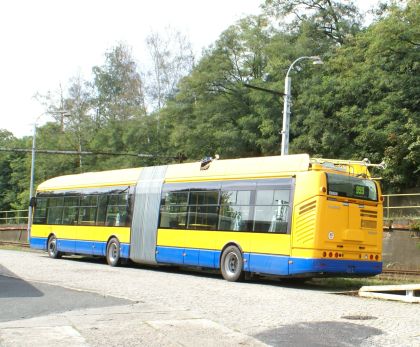 BUSmonitor: Do Zlína dorazil trolejbus za 15 milionů korun.