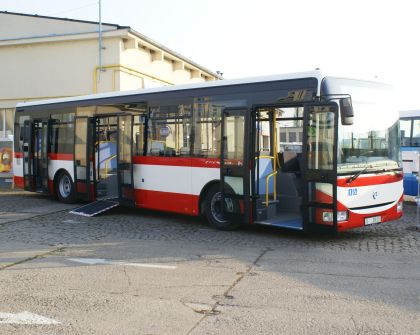 Třídvéřový autobus Irisbus Crossway LE pro městský a příměstský provoz