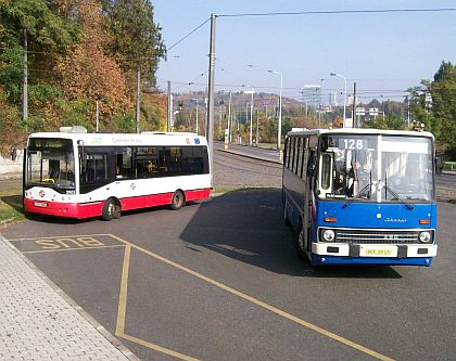 Fotoleporelo z pražské jízdy autobusem  Ikarus 280.10  BEA 08-41.