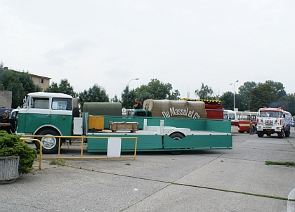 Autokar Škoda 706 RTO LUX  byl oceněn porotou v soutěži Dědeček automobil 2008.