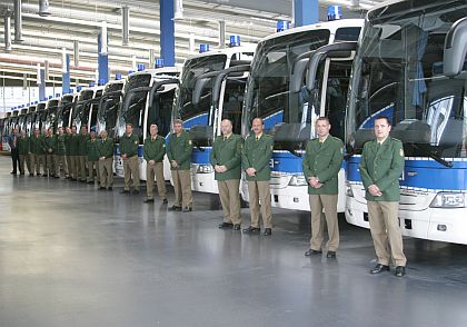 Autokary Mercedes-Benz Tourismo ve službách německé federální policie.