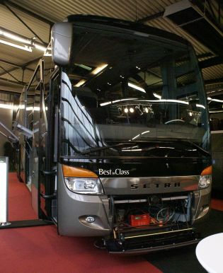 Ve Vídni začala tradiční autobusová přehlídka EvoBus: Mercedes-Benz a Setra.