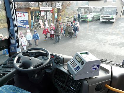 13. listopadu proběhlo ve Štěchovicích slavnostní uvedení dvou autobusů