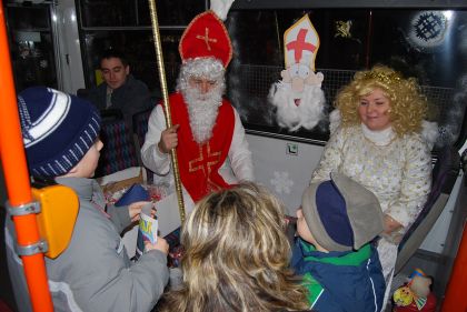 Tradiční Mikulášův trolejbus 30.11. v Plzni - Doubravce.