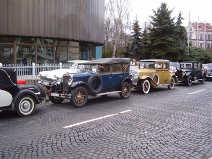 Z Mikulášské jízdy VETERAN CAR  ŠTANGL  Prahou.