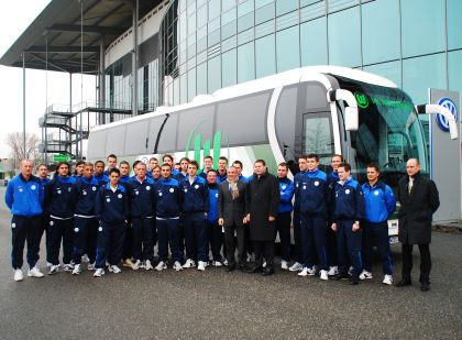 Autokar MAN Lion's Coach L Supreme pro VfL Wolfsburg.