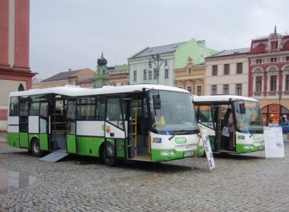 V pondělí 22.prosince 2008 představil na Masarykově náměstí v Hranicích