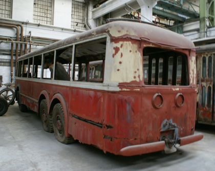 Dárek pod stromeček dostal před nedávnem trolejbus  3 Tr3 - prostředky