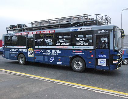Na pozvání Hummer centra navštívil nedávno Česko terénní autobus AlfaBusz