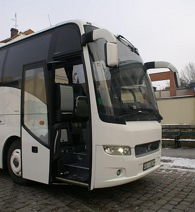 Třínápravový autokar Volvo 9700 je pro zájemce z řad dopravců
