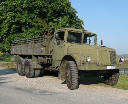 Sbírka vozidel Milana Horky obsahuje i horský autobus Tatra 500HB.