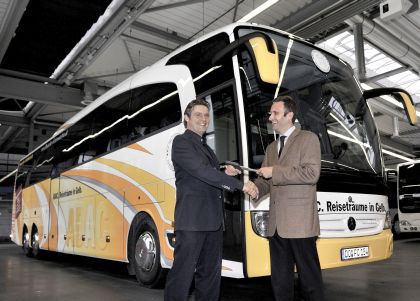 Autobus s Active Brake Assist oceněný &quot;žlutým andělem&quot;