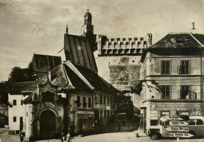 Z archivů čtenářů BUSportálu. Autobusy na starých pohlednicích.