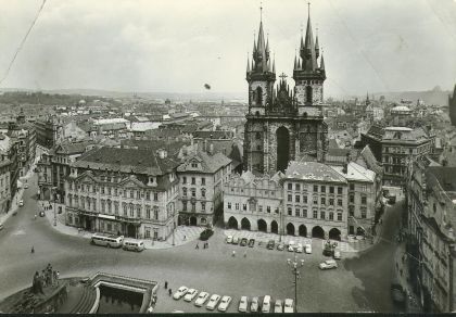 Z archivů čtenářů BUSportálu. Autobusy na starých pohlednicích.