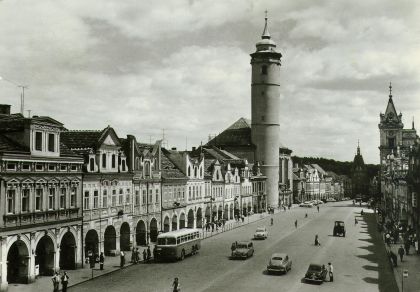 Z archivů čtenářů BUSportálu. Autobusy na starých pohlednicích.