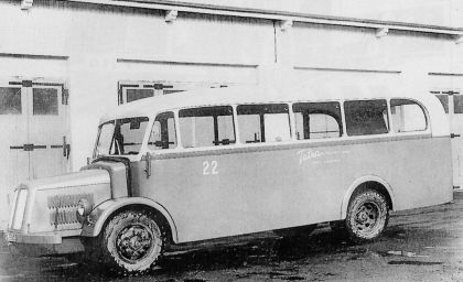 Obrázek autobusu Tatra T 114 pro podnikovou dopravu z roku 1948