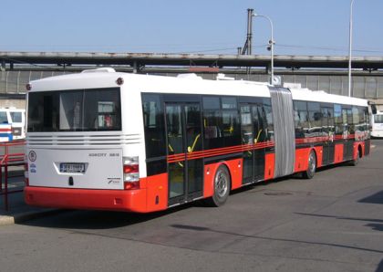 Zeptali jsme se na autobus SOR NB18, který  zachytila Galerie autobusů