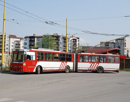 Velikonoce jako malované: Dopravní pohlednice ze Slovenska - červenobílý Prešov