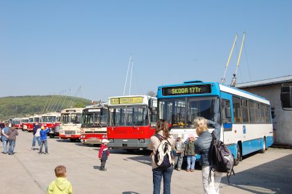 O tomto víkendu se už tradičně setkali přátelé velkých volantů v depozitáři