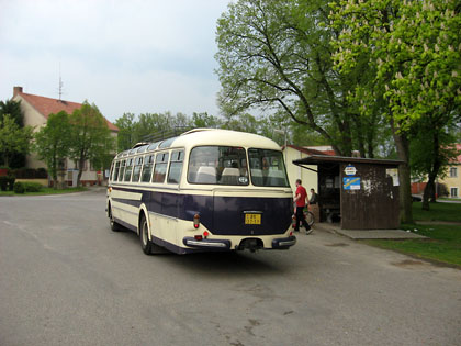 Z prvomájové historické jízdy na tradiční lince  do Týna nad Vltavou a zpět