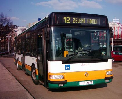 Pětitisícová Galerie autobusů.