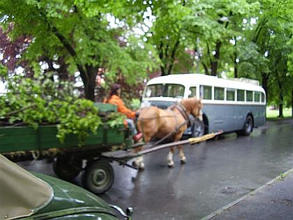 Autobus Škoda 706 RO si zahrál v   novém  filmu Red Tails