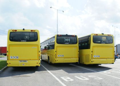 Z Vysokého Mýta do Francie - 2 školní autobusy Irisbus Recréo a 1 Crossway