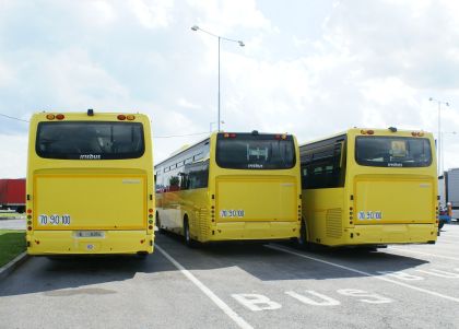 Z Vysokého Mýta do Francie  - 2 školní autobusy Irisbus Recréo a 1 Crossway