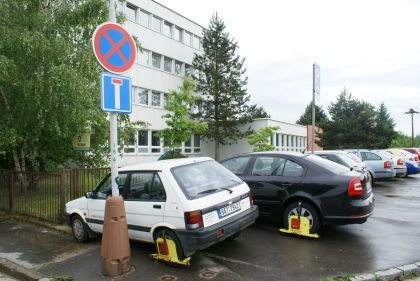 K Vašim službám: Čím si krátí dlouhou chvíli Městská policie v Lázních Bohdaneč.