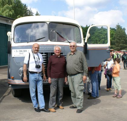 Lešany 2009: Premiéra kompletního autobusu  Škoda 706 RO - 'kabiňák'